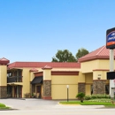 Howard Johnson by Wyndham Airport Florida Mall - Bed & Breakfast & Inns