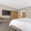 Holiday Inn Express Breezewood by IHG - Hotels