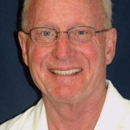 Staahl, Theodore E, MD - Physicians & Surgeons