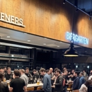 Dog Haus Biergarten Van Ness (Washington DC) - Bars
