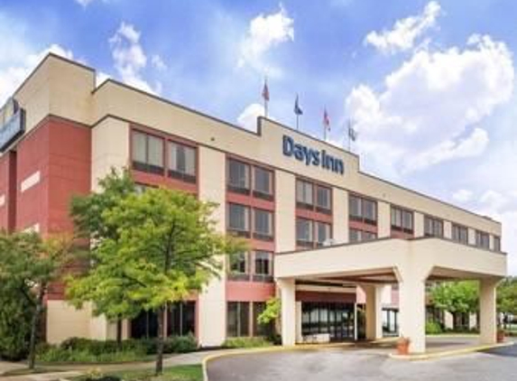 Days Inn - Erie, PA