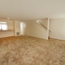 Broadwater Townhomes - Apartment Finder & Rental Service