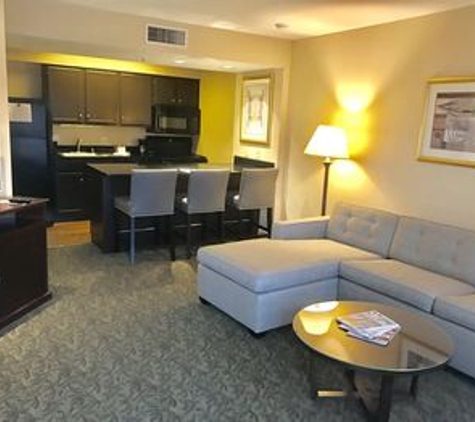 Chase Suite Hotel Brea - Brea, CA