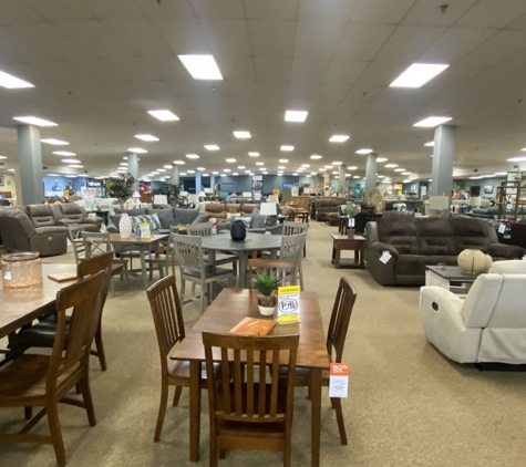 Slumberland Furniture - Eveleth, MN