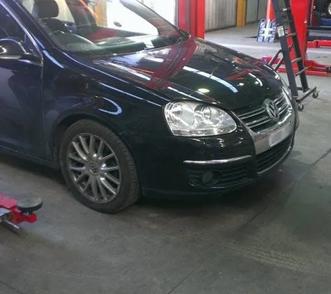Howe Automotive - Daylesford, VIC