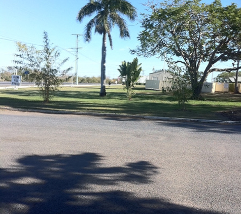 Country Club For Accomodation - Parkhurst, QLD
