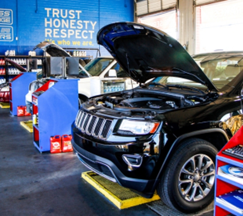 Express Oil Change & Tire Engineers - Roswell, GA