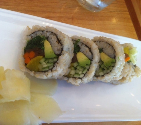 Yoki Japanese Restaurant & Sushi Bar - Medford, MA
