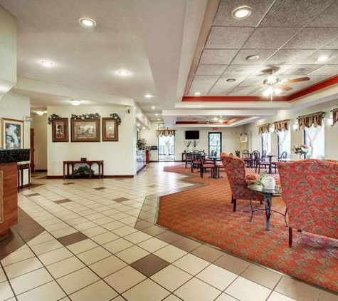 Quality Inn - Clinton, MS