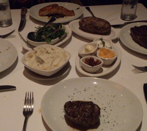 Fleming's Prime Steakhouse - Fresno, CA