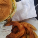 Paul's Drive In - Restaurants