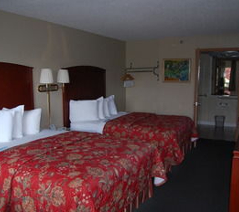 Days Inn - Branson, MO