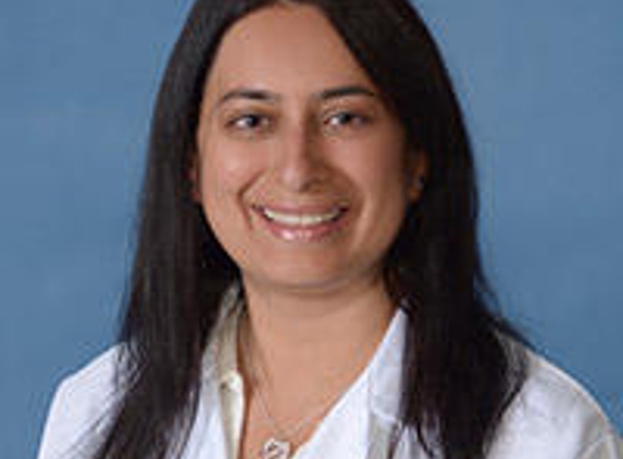 Nidhi Thareja, MD - Los Angeles, CA