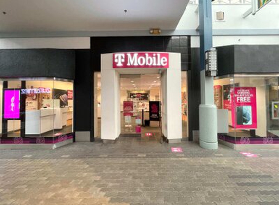 T-Mobile - Kahului, HI