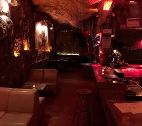 La Caverna - New York, NY