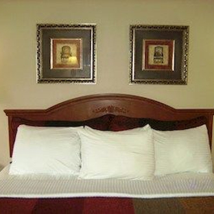 All American Inn & Suites - Branson, MO