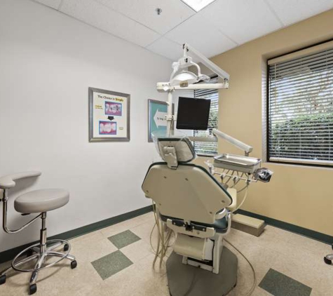 Pacific Dental Services - Simi Valley, CA