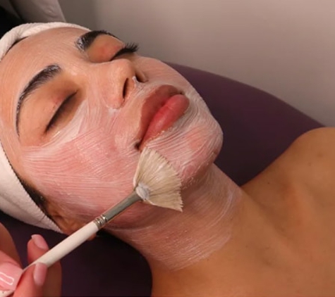 Sydney Dermal Lounge - Revesby, NSW