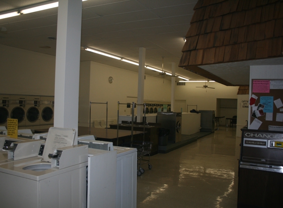 Indian Village Laundromat - Lincoln, NE