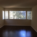 Foxwood Apartments - Apartments
