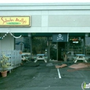 Salvador Molly's - Caribbean Restaurants