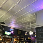 Woodys Bar & Grill
