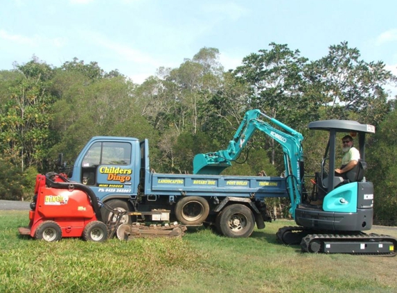 Childers Dingo Mini Digger - Apple Tree Creek, QLD
