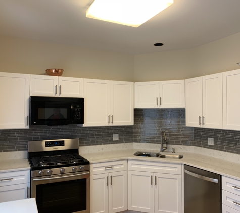 U.S. Home Construction Inc - Chicago, IL. After kitchen backsplash remodeling