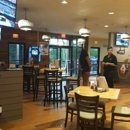 Hooters - Restaurants