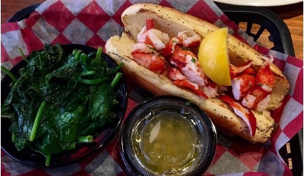 Steamhouse Lounge - Atlanta, GA. Lobster Roll and Spinach