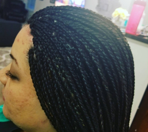 Vicki's African Hair Braiding - Frederick, MD
