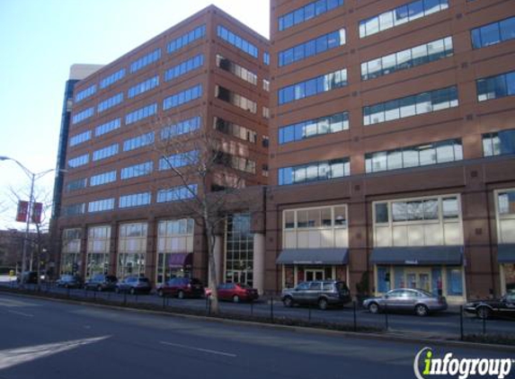 Albany Street Plaza Urban Renewal - New Brunswick, NJ