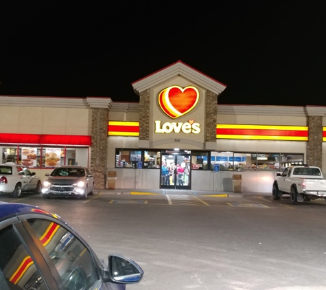 Love's Travel Stop - Chandler, AZ