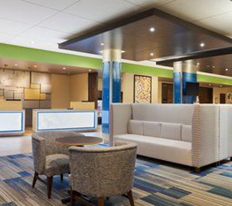 Holiday Inn Express & Suites McAllen - Medical Center Area - Mcallen, TX