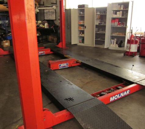 Raff's Advanced Automotive Pty Ltd - Fairy Meadow, NSW. Professional Shop