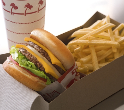 In-N-Out Burger - La Mirada, CA