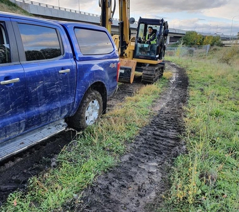 A Plus Towing - Canberra City, ACT