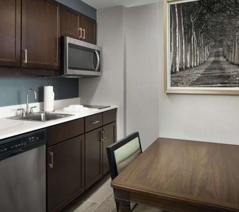 Homewood Suites by Hilton Teaneck Glenpointe - Teaneck, NJ