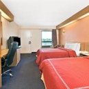 Days Inn by Wyndham Charlotte Northlake - Hotels