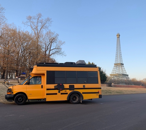 Eiffel Tower Pool - Paris, TN