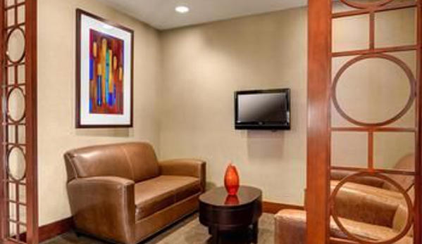 Hyatt Place Charlotte Airport/Lake Pointe - Charlotte, NC