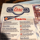 The Esso Club - Clubs