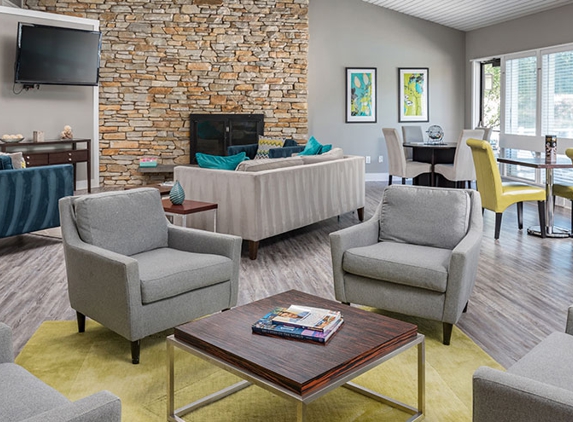 The Crossings at Bramblewood Apartment Homes - Richmond, VA