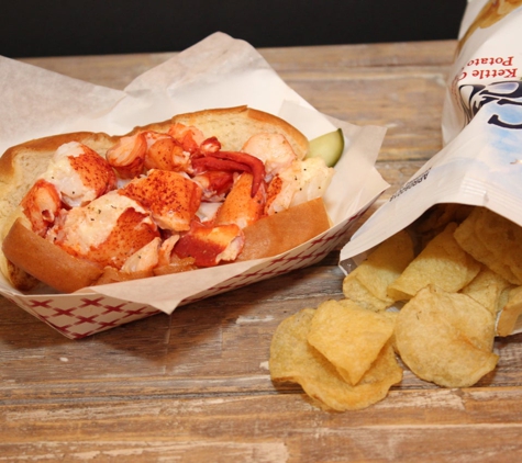 Mason's Famous Lobster Rolls - Annapolis, MD