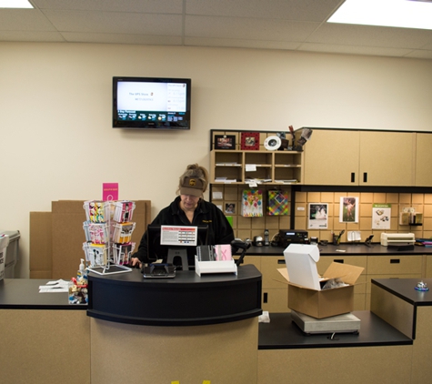 The UPS Store - Dallas, TX