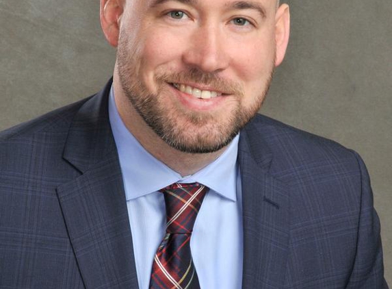Edward Jones - Financial Advisor: Macklin Larsen - Fox Lake, IL