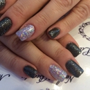 Oh La La Nails and Beauty Lounge - Nail Salons