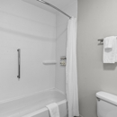 Holiday Inn Express & Suites Greenville by IHG
