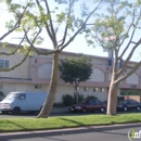 Bell Gardens Inn & Suites - Bed & Breakfast & Inns