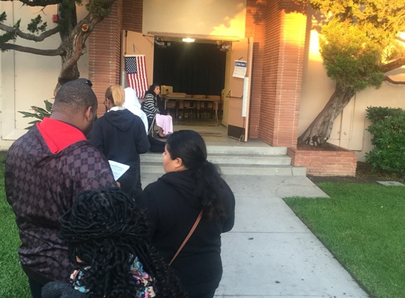 Bradley Tom Elementary School - Los Angeles, CA